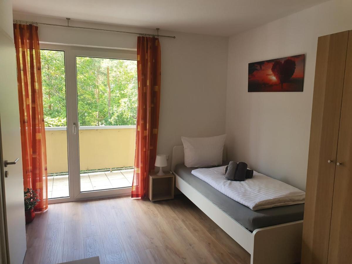 Gaestehaus Am Heuss-Platz Erlangen Kültér fotó